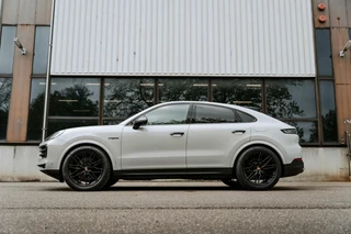 Porsche Cayenne Porsche Cayenne Coupé 3.0 V6 TURBO HYBRIDE S 470pk - afbeelding nr 6