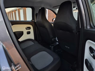 Renault Twingo Renault Twingo 1.0 SCe Origineel NL / Dealeronderhouden / Cruisecontrol - afbeelding nr 12