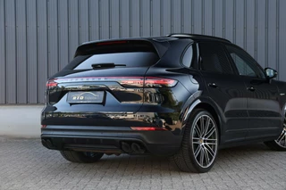 Porsche Cayenne Porsche Cayenne 3.0 E-Hybrid|360 camera|leder|Sportchrono - afbeelding nr 12