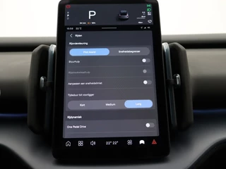 Volvo EX30 Volvo EX30 EXTENDED RANGE PLUS HARMAN KARDON GOOGLE MAPS CAMERA DAB+ - afbeelding nr 31