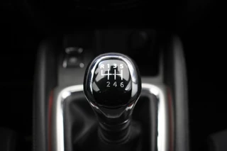 Nissan QASHQAI Nissan QASHQAI 1.2 Acenta - Navi, Cruise, Clima, Stoelverwarming, Trekhaak - afbeelding nr 20