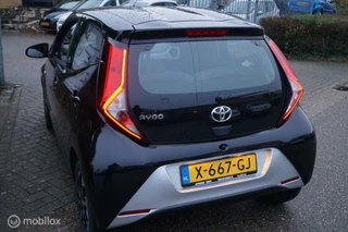 Toyota Aygo Toyota Aygo 1.0 VVT-i x-joy met veel opties - afbeelding nr 5