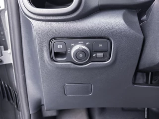 Mercedes-Benz Vito Mercedes-Benz Vito 116 Lang Trekhaak LED Achteruitrijcamera Betimmering Cruise Control - afbeelding nr 23