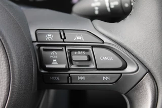 Toyota Yaris Cross Toyota Yaris Cross 1.5 HYBRID 115 FIRST Teamplayer / Winterpack - afbeelding nr 29