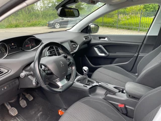 Peugeot 308 Peugeot 308 SW 1.2 PureTech Blue Lease Executive Panoramdak Navi Led-xenon Pdc - afbeelding nr 4