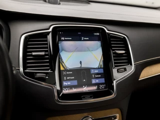 Volvo XC90 408Pk Automaat (PANORAMADAK, LUCHTVERING, APPLE CARPLAY, BOWERS&WILKINS, MEMORY SEATS, COGNAC LEDER, HEAD-UP DISPLAY, KEYLESS, GETINT GLAS, 360 CAMERA, ZWART HEMEL, NIEUWSTAAT) - afbeelding nr 27