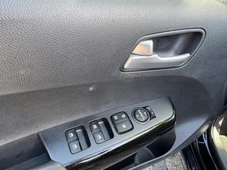 Kia Picanto Airco/Lichtmetalen velgen/Navi/Camera/Cruise Control - afbeelding nr 9