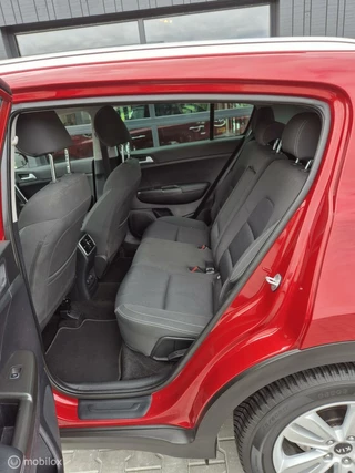Kia Sportage Kia Sportage 1.6 GDI First Edition|Airco|Cruise|Camera|Navi|Trekhaak| - afbeelding nr 19