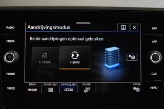 Volkswagen Passat CAMERA/NAVI/MASSAGE - afbeelding nr 33