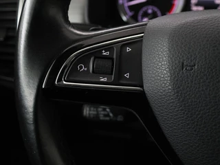 Škoda Kodiaq Skoda Kodiaq 1.4 TSI Ambition 7-persoons | Panoramadak |  Stoel & stuurverwarming | Adaptive cruise | Trekhaak | Carplay | Full LED | Navigatie - afbeelding nr 17