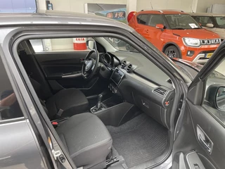 Suzuki Swift Suzuki Swift 1.2 Style Hybrid [APPLE CARPLAY | CLIMATE CONTROL | ADAPTIEVE CR - afbeelding nr 19