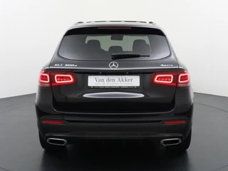 Mercedes-Benz GLC Mercedes-Benz GLC 300e AMG // Panoramadak // Burmester // 360 Camera // Keyless // Carbon // Sfeerverlichting // Carplay - afbeelding nr 36