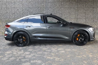 Audi e-tron Audi e-tron Sportback 55 quattro S Line | Geen import | Schuifdak | B&O | Camera | Com - afbeelding nr 4