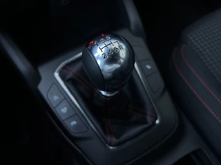 Ford Focus Ford Focus Wagon 1.0 EcoBoost Hybrid ST Line X | 125pk | LED-koplampen | Navigatie - afbeelding nr 21