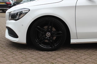 Mercedes-Benz CLA Mercedes-Benz CLA Shooting Brake 180 / Panoramadak / Camera / Half leder / Navigatie / 18'' / LED Koplampen / Stoelverwarming / Cruise Control - afbeelding nr 14