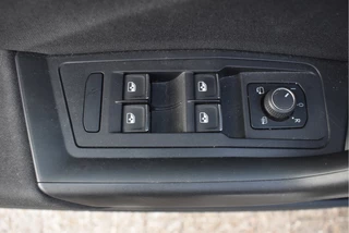 Volkswagen T-Roc - afbeelding nr 17