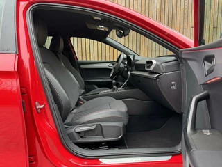 SEAT Leon Seat Leon 1.5 TSI FR Launch Edition | LED | Stoelverwarming | Navigatiesysteem | Adaptive cruise control | Apple CarPlay | 18 inch lichtmetalen velgen | Achteruitrijcamera | Trehaak uitklapbaar | Parkeersensoren voor en achter - afbeelding nr 40