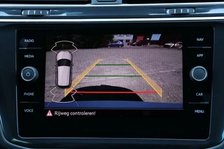 Volkswagen Tiguan Volkswagen Tiguan 1.5 TSI / 2x R-Line / Virtual Cockpit / Camera / Matrix LED / Trekhaak / 20