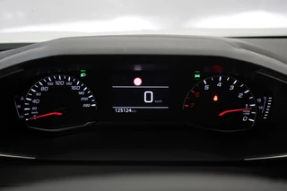 Peugeot 2008 Peugeot 2008 1.2 PureTech Allure - Carplay, Camera, Half Leer - afbeelding nr 14