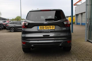 Ford Kuga Ford Kuga 1.5 EcoBoost Vignale | Trekhaak Afneembaar 2000KG | Cruise Control | Navigatie | Climate Control | Lichtmetalen Velgen | - afbeelding nr 5