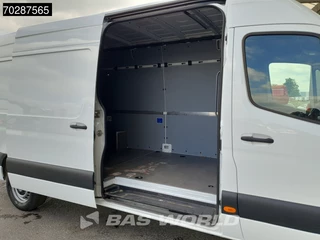 Mercedes-Benz Sprinter Mercedes Sprinter 317 CDI Automaat 170PK L3H2 Airco Camera Parkeersensoren MBUX CarPlay Euro6 L3 16m3 Airco - afbeelding nr 7