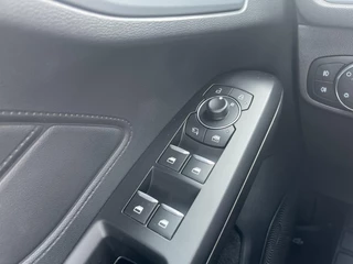 Ford Focus Ford Focus 1.0 EcoBoost Hybrid ST Line 125 Pk | Achteruitrijcamera | Keyless | Led Koplampen | Dual Climate Control | - afbeelding nr 32