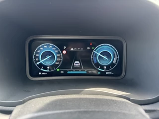 Hyundai Kona Hyundai Kona 1.6 GDI HEV Premium | Trekhaak 1350kg! | Leder | Navigatie | Sto - afbeelding nr 18