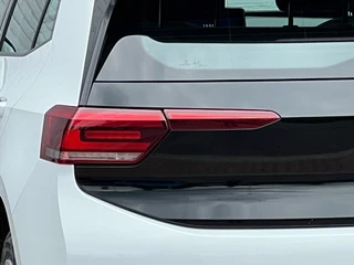 Volkswagen ID.3 Volkswagen ID.3 Life 58 kWh | Trekhaak | DAB | Clima | ACC - afbeelding nr 8