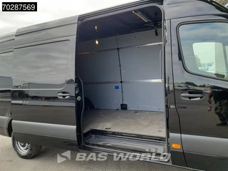 Mercedes-Benz Sprinter Mercedes Sprinter 317 CDI Automaat L3H2 3500KG Trekhaak 170PK Airco Camera Parkeersensoren MBUX CarPlay Euro6 L3 15m3 Airco Trekhaak - afbeelding nr 7