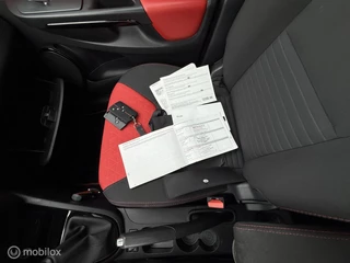 Renault Clio Renault Clio Estate 0.9 TCe Dynamique, pano, Airco, lm, velgen, navigatie, A.p.k. 05-2026 - afbeelding nr 17