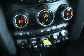 MINI Electric Mini Mini Electric MINI Electric 33 SE kWh/Navi/Carplay/Zwart dak - afbeelding nr 20