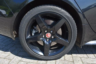 Jaguar XE Jaguar XE 2.0t R-Sport AUT | Elek. stoel | Camera | 200 PK | - afbeelding nr 5