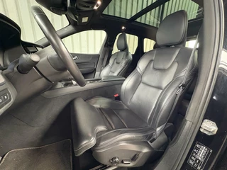 Volvo XC60 Volvo XC60 2.0 T8 TE AWD R-Design|Massage|HUD|Pano|B&W|Trekhaak - afbeelding nr 15