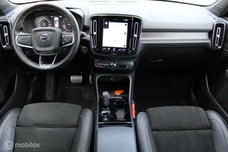 Volvo XC40 Volvo XC40 1.5 T3 R-Design, Pano, Trekhaak, Winterset, Pdc + camera, 360 vieuw, Stoel/stuur verwarming, Keyless, Carplay, Donkerglas, Harman kardon, Clima, Navi, Elektrische achterklep. - afbeelding nr 2