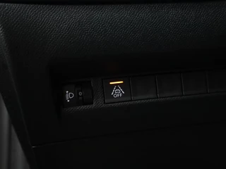 Peugeot 208 Peugeot 208 1.2 PT 100 Allure | Navigatie | Cruise control | Apple carplay - afbeelding nr 24