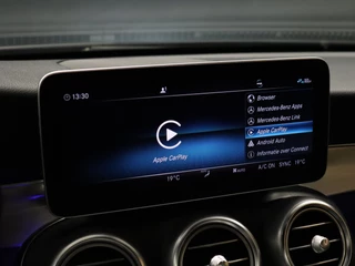 Mercedes-Benz C-Klasse Mercedes-Benz C-Klasse Coupé 200 AMG [SFEERVERLICHTING, APPLE CARPLAY, ANDROID, CAMERA, VOL LEDER, CRUISE, STOELEN ELEKTRISCH, FLIPPERS, NIEUWSTAAT] - afbeelding nr 18