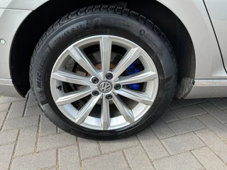 Volkswagen Passat Volkswagen Passat Variant 1.4 TSi PHEV GTE Highline Camera Leder - afbeelding nr 41