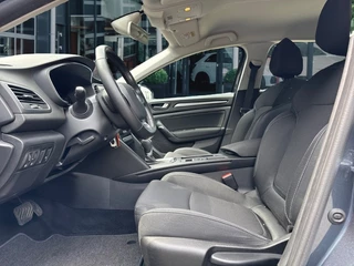Renault Megane E-Tech Renault Megane E-Tech 1.6 ZEN NAVI/CRUISE/PDC/CARPLAY - afbeelding nr 11