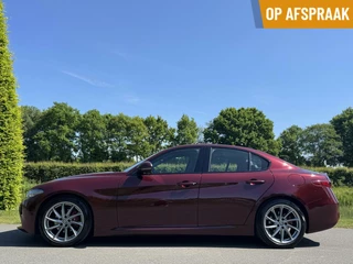 Alfa Romeo Giulia - 38161991-0
