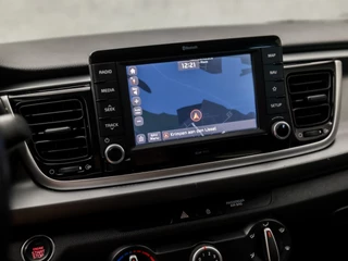 Kia Rio Kia Rio 1.0 TGDI Dynamic Sport (APPLE CARPLAY, NAVIGATIE, CAMERA, GETINT GLAS, SPORTSTOELEN, PARKEERSENSOREN, KEYLESS, CRUISE, LED, NIEUWSTAAT) - afbeelding nr 27