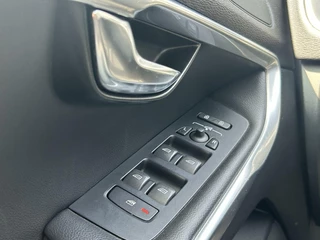 Volvo V40 Volvo V40 1.5 Summum BJ`16 NAP NL Pano Navi Led Cruise Leder - afbeelding nr 25