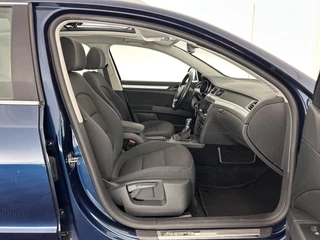 Škoda Superb Škoda Superb Combi 1.6 TDI Sprint Pro *PANO | NAVI-FULLMAP | MEMORY-PACK | ECC | PDC | CRUISE | 16''ALU* - afbeelding nr 11