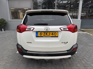 Toyota RAV4 Trekhaak, navigatie, automatische achterklep , All-in Rijklaarprijs - afbeelding nr 16