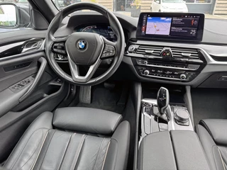 BMW 5 Serie BMW 5-serie Touring 520i Business Edition Plus|Luxury Line|Laser Light| - afbeelding nr 2