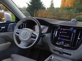 Volvo XC60 Volvo XC60 T8 408PK TE AWD Inscription / R-Design / LED - afbeelding nr 18