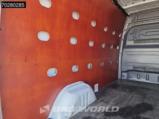 Mercedes-Benz Sprinter Mercedes Sprinter 315 CDI Automaat L2H2 LED Trekhaak Navi Airco Cruise Camera MBUX L2 10m3 Airco Trekhaak Cruise control - afbeelding nr 8