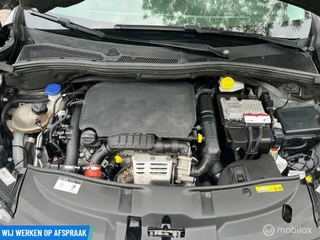 Peugeot 2008 Peugeot 2008 1.2 PureTech Allure | Lage km-stand | Zeer net - afbeelding nr 33