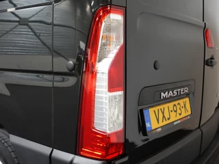 Renault Master Renault Master T33 2.3 dCi 135PK L2H2 Work Edition Airco Cruise Camera Navigatie Parkeersensoren Trekhaak - afbeelding nr 14