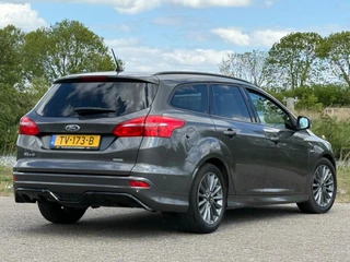 Ford Focus Ford Focus Wagon 1.0 ST-Line 140pk - Magnetic - N.a.v./Cruise/Clima - afbeelding nr 24