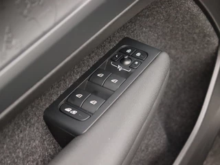 Volvo C40 Volvo C40 EXTENDED RANGE (SINGLE) PLUS DARK STOELVERWARMING GETING GLAS AC - afbeelding nr 10